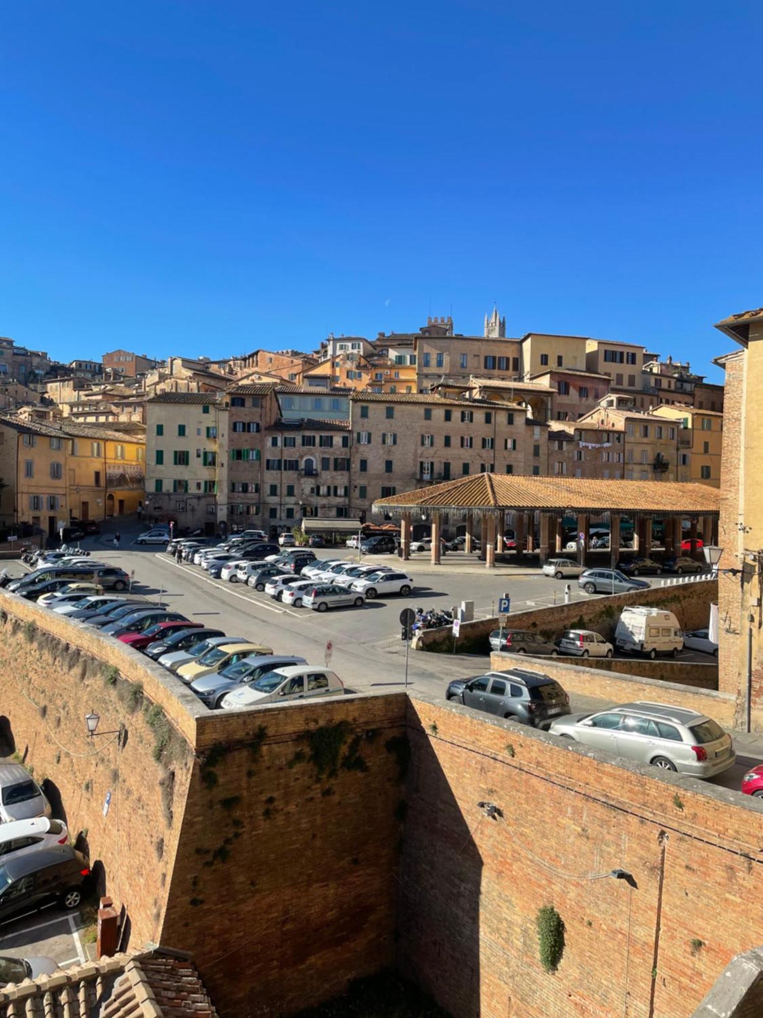 Salicotto 56 Hotel Siena Bagian luar foto