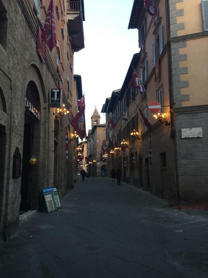 Salicotto 56 Hotel Siena Bagian luar foto