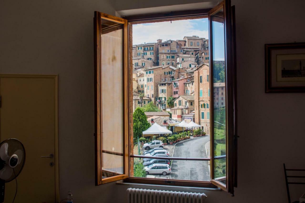 Salicotto 56 Hotel Siena Bagian luar foto