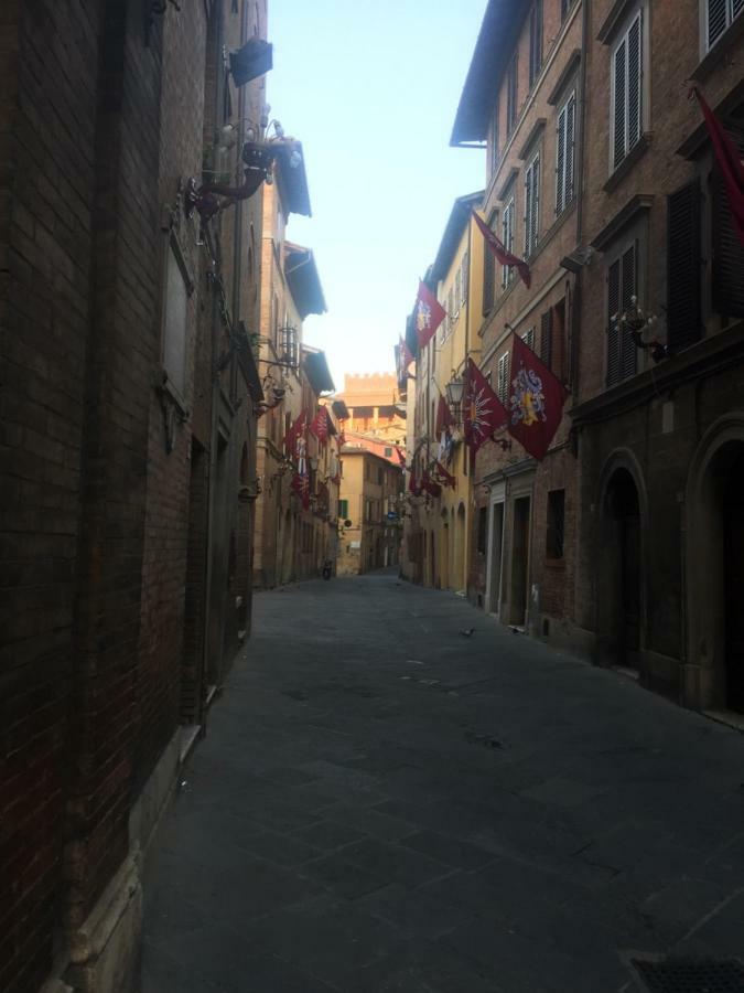Salicotto 56 Hotel Siena Bagian luar foto